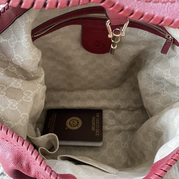 GUCCI BAG - Picture 7 of 14